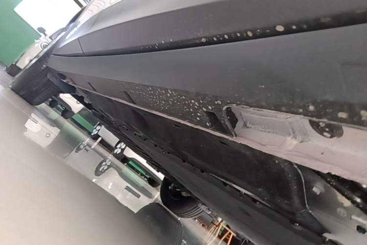 Used Geely Galaxy Geome 2026 Model 310km Youth Edition Right Side Sill