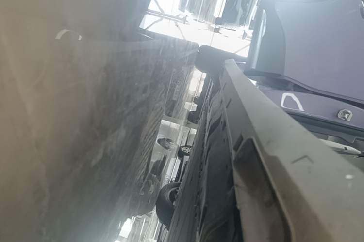 Used Geely Galaxy Geome 2026 Model 410km Exploration Edition Right Side Sill