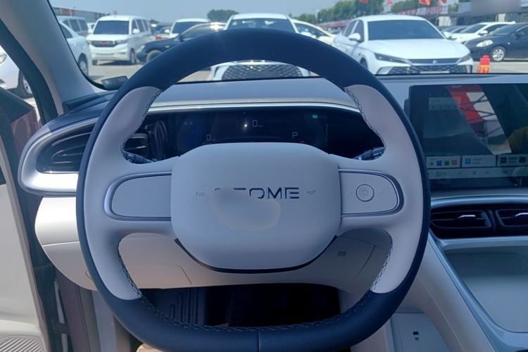 Used Geely Galaxy Geome 2026 Model 310km Youth Edition Steering Wheel