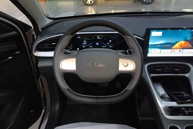 Used Geely Galaxy Geome 2026 Model 310km Youth Edition Steering Wheel
