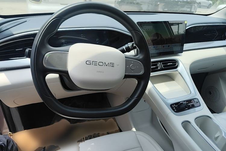 Used Geely Galaxy Geome 2026 Model 410km Carefree Edition Steering Wheel