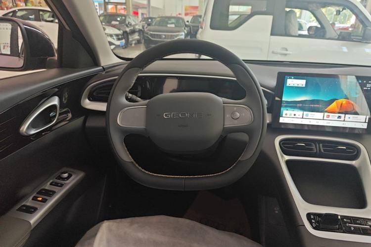 Used Geely Galaxy Geome 2026 Model 310km Youth Edition Steering Wheel