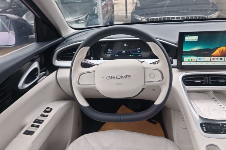 Used Geely Galaxy Geome 2026 Model 310km Youth Edition Steering Wheel