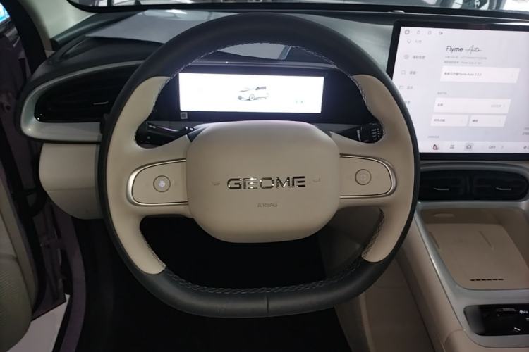Used Geely Galaxy Geome 2026 410km Wind-Riding Edition Steering Wheel