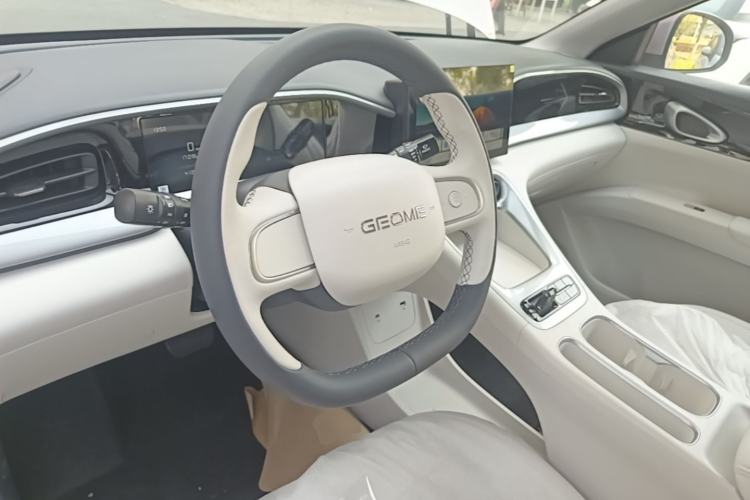 Used Geely Galaxy Geome 2026 Model 310km Youth Edition Steering Wheel