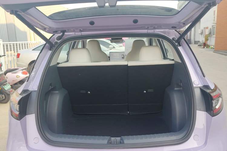 Used Geely Galaxy Geome 2026 Model 410km Exploration Edition Trunk