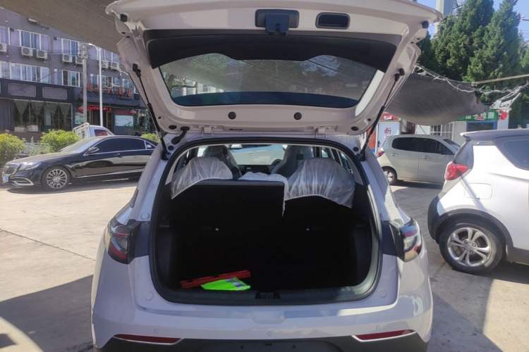 Used Geely Galaxy Geome 2026 Model 410km Carefree Edition Trunk