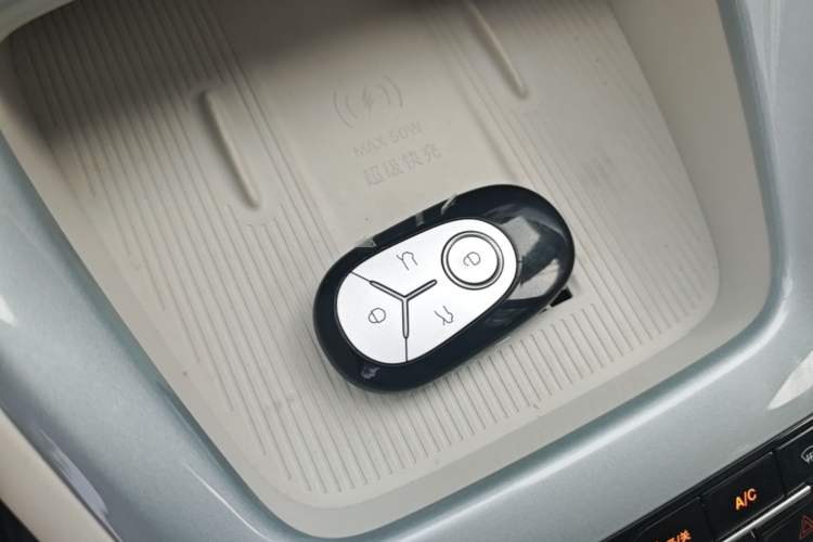 Used Geely Galaxy Geome 2026 Model 410km Exploration Edition Vehicle Key