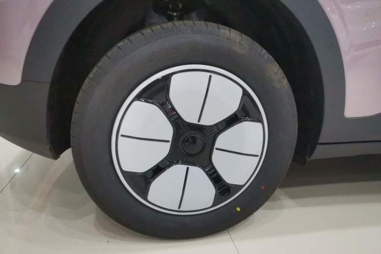 Used Geely Galaxy Geome 2026 Model 310km Youth Edition Exterior 8