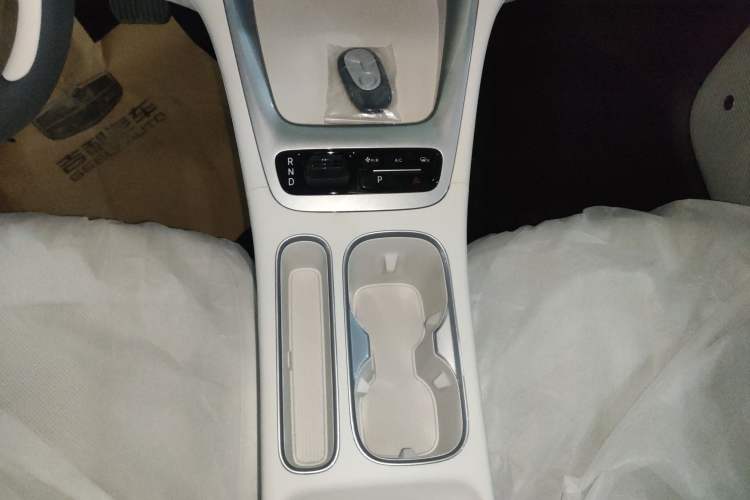 Used Geely Galaxy Geome 2026 Model 310km Youth Edition Gear Lever
