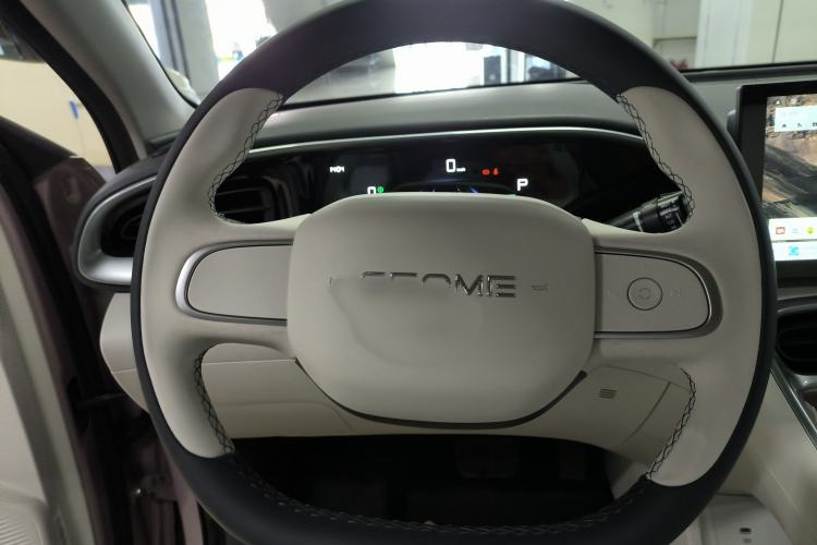 Used Geely Galaxy Geome 2026 Model 310km Youth Edition Interior 3