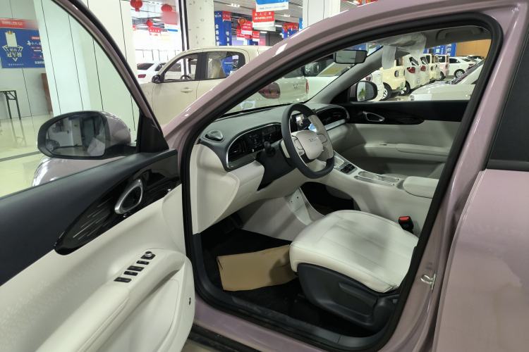 Used Geely Galaxy Geome 2026 Model 310km Youth Edition Interior 4