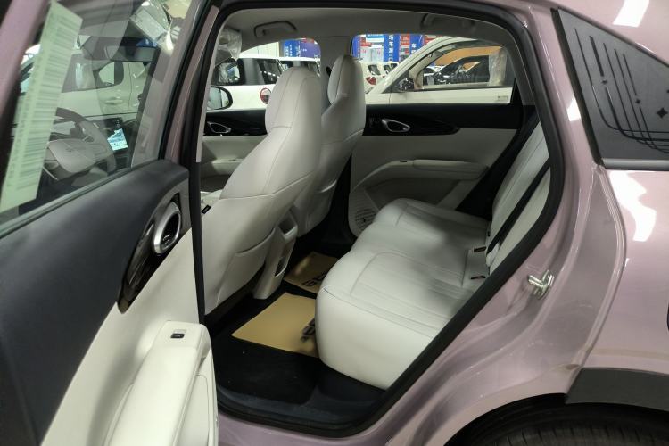 Used Geely Galaxy Geome 2026 Model 310km Youth Edition Interior 5