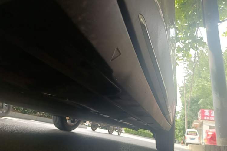 Used Geely Galaxy Geome 2026 Model 410km Exploration Edition Left Side Sill