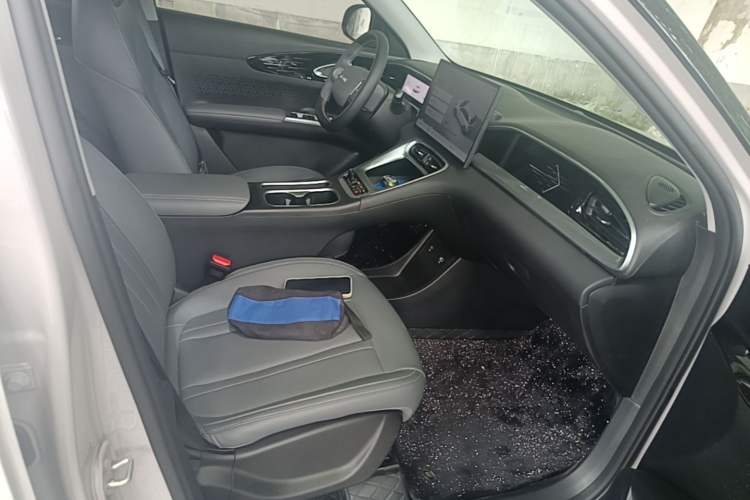 Used Geely Galaxy Geome 2026 Model 410km Exploration Edition Right Front Seat