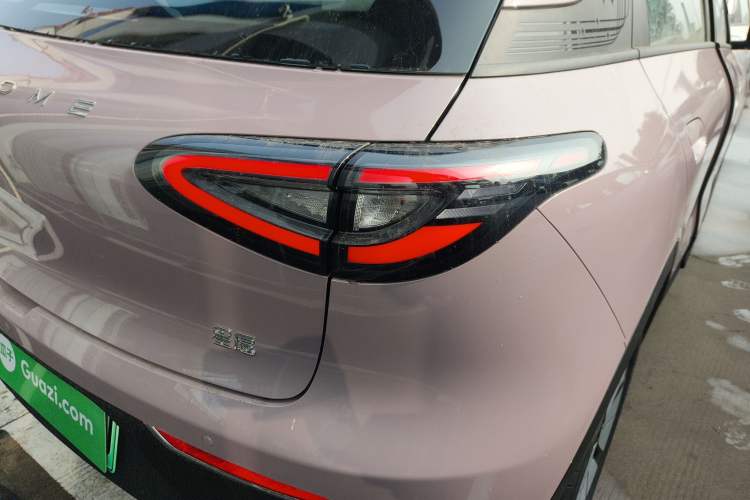 Used Geely Galaxy Geome 2026 Model 310km Youth Edition Right Rear Taillight