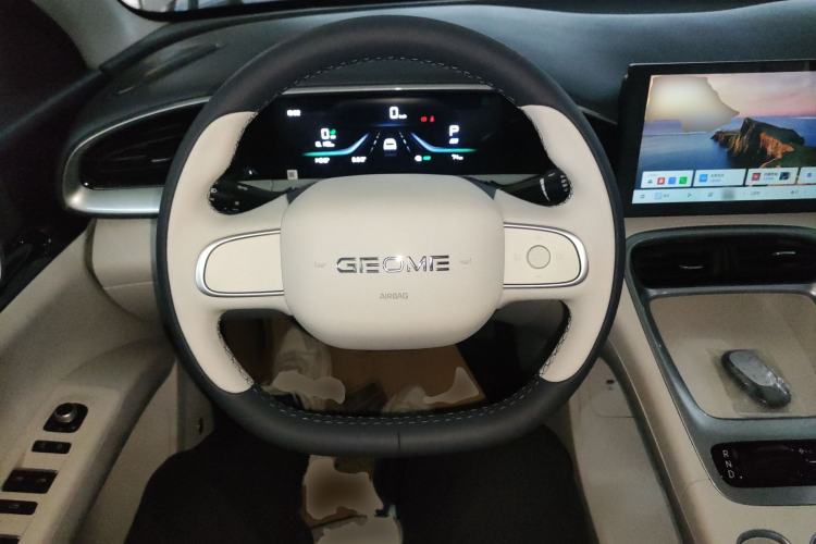 Used Geely Galaxy Geome 2026 Model 310km Youth Edition Steering Wheel