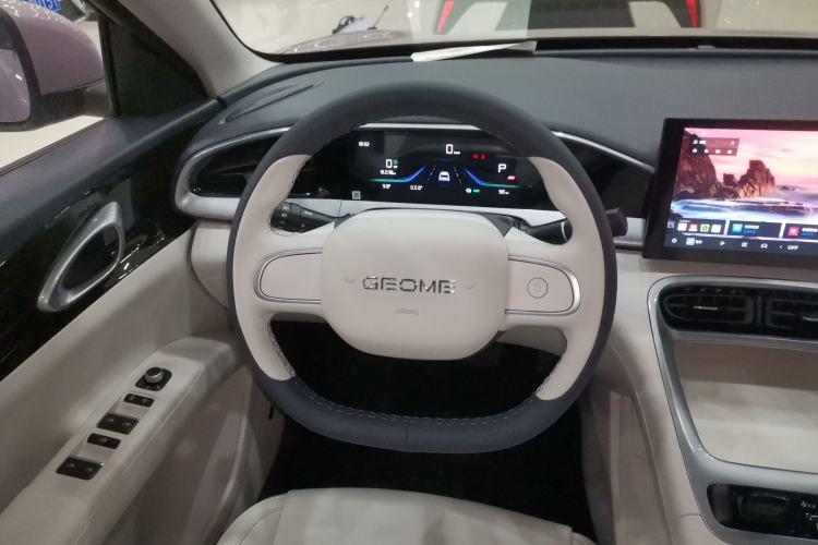 Used Geely Galaxy Geome 2026 Model 310km Youth Edition Steering Wheel