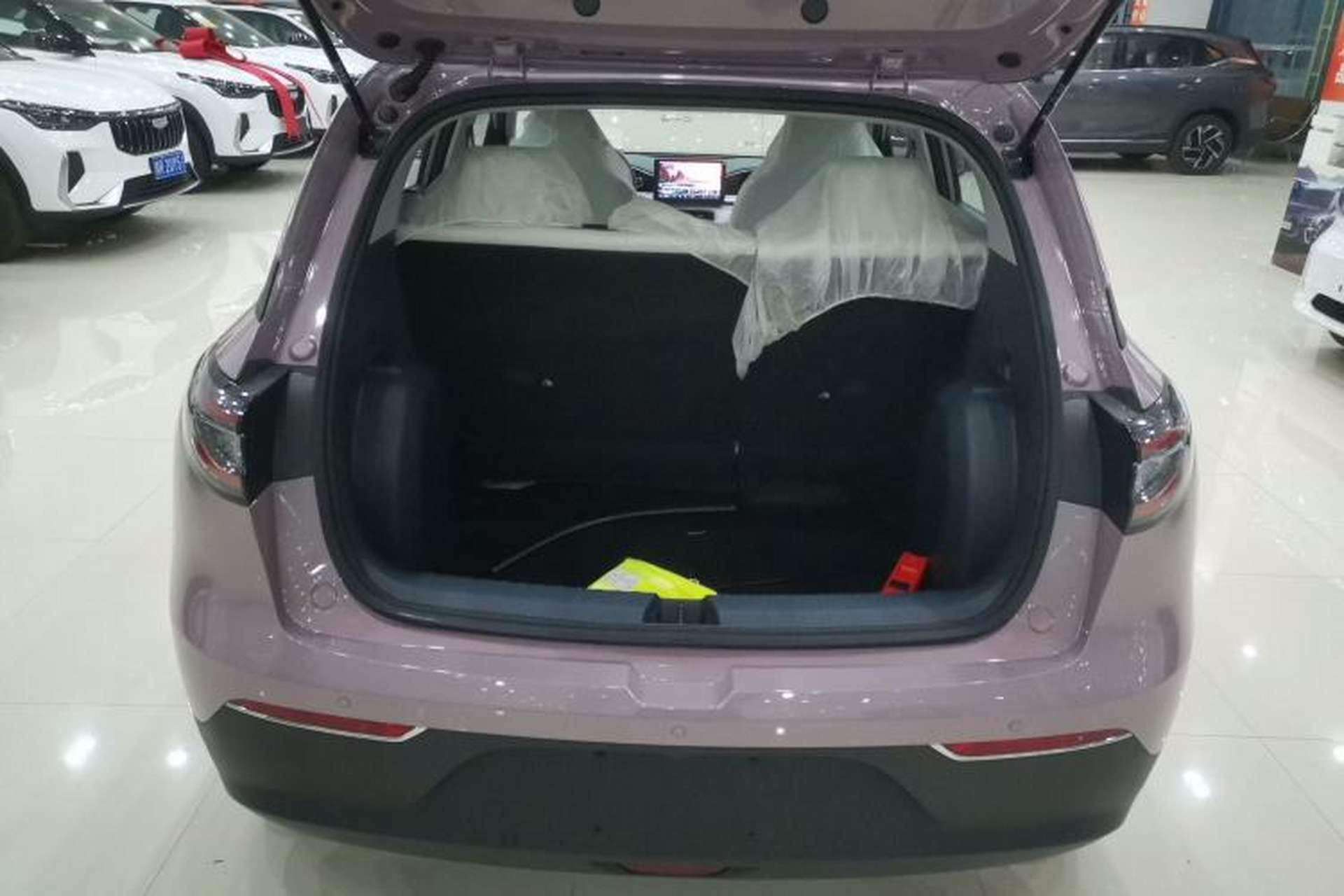 Used Geely Galaxy Geome 2026 Model 310km Youth Edition Trunk