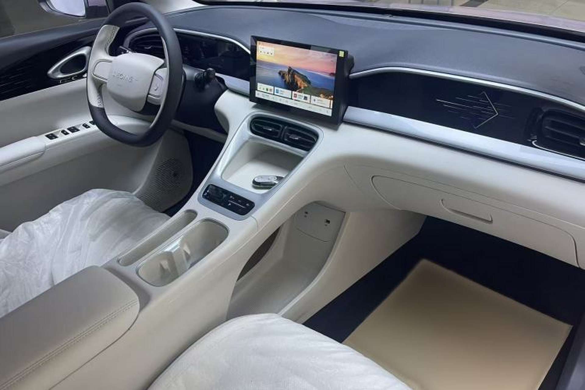 Used Geely Galaxy Geome 2026 Model 310km Youth Edition Right Front Seat