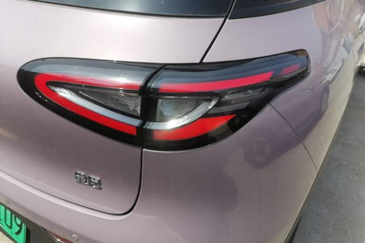 Used Geely Galaxy Geome 2026 Model 310km Dream Edition Right Rear Taillight