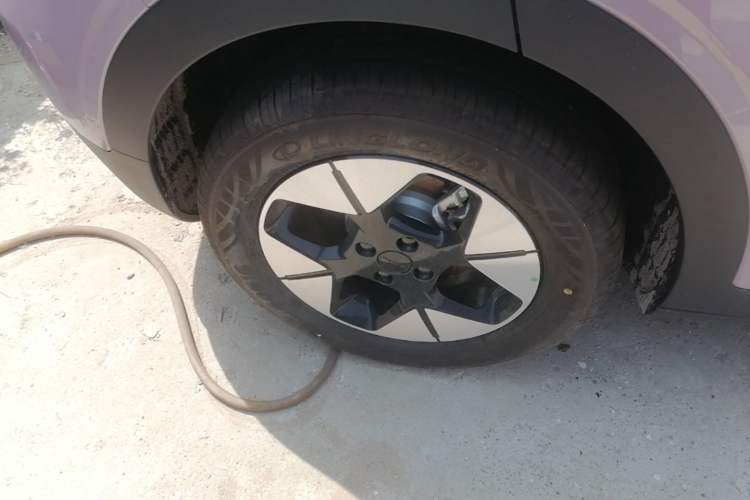 Used Geely Galaxy Geome 2026 Model 310km Dream Edition Right Rear Wheel Hub