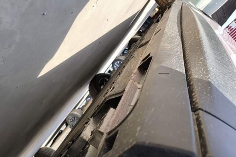 Used Geely Galaxy Geome 2026 Model 310km Youth Edition Right Side Sill