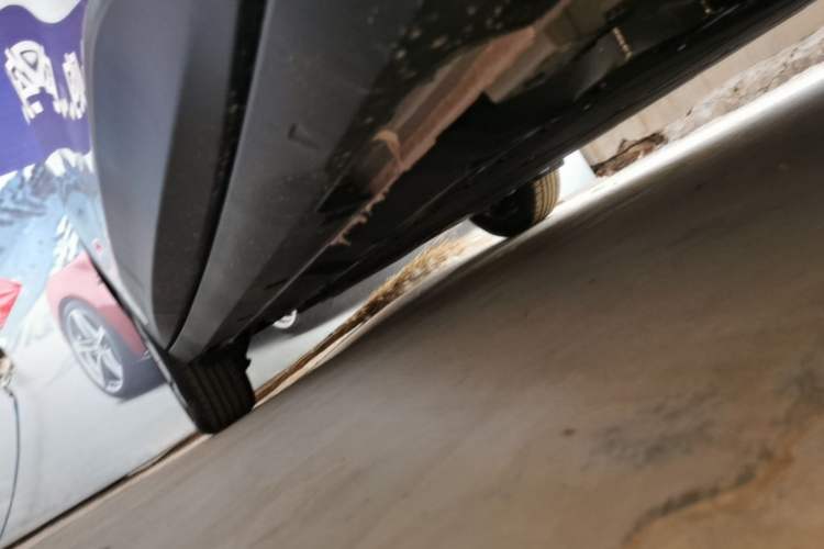 Used Geely Galaxy Geome 2026 Model 310km Youth Edition Right Side Sill