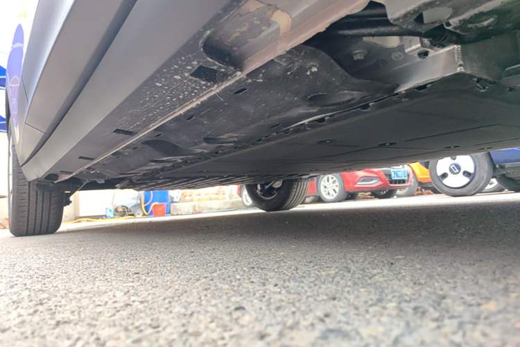 Used Geely Galaxy Geome 2026 Model 310km Youth Edition Right Side Sill