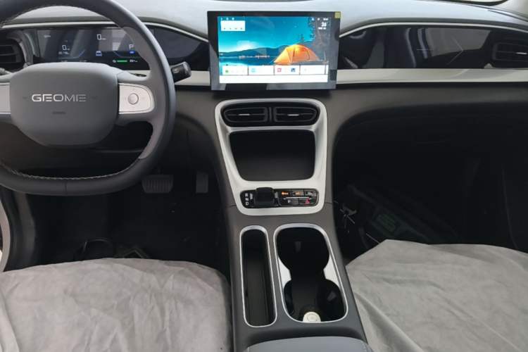 Used Geely Galaxy Geome 2026 Model 310km Youth Edition Audio And AC Panel