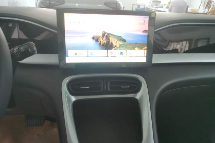 Used Geely Galaxy Geome 2026 Model 310km Youth Edition Audio And AC Panel