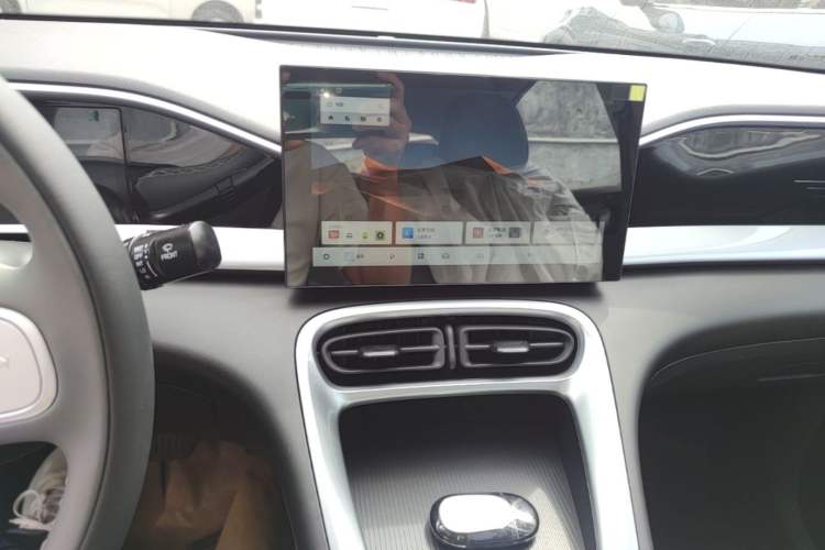 Used Geely Galaxy Geome 2026 Model 310km Youth Edition Audio And AC Panel