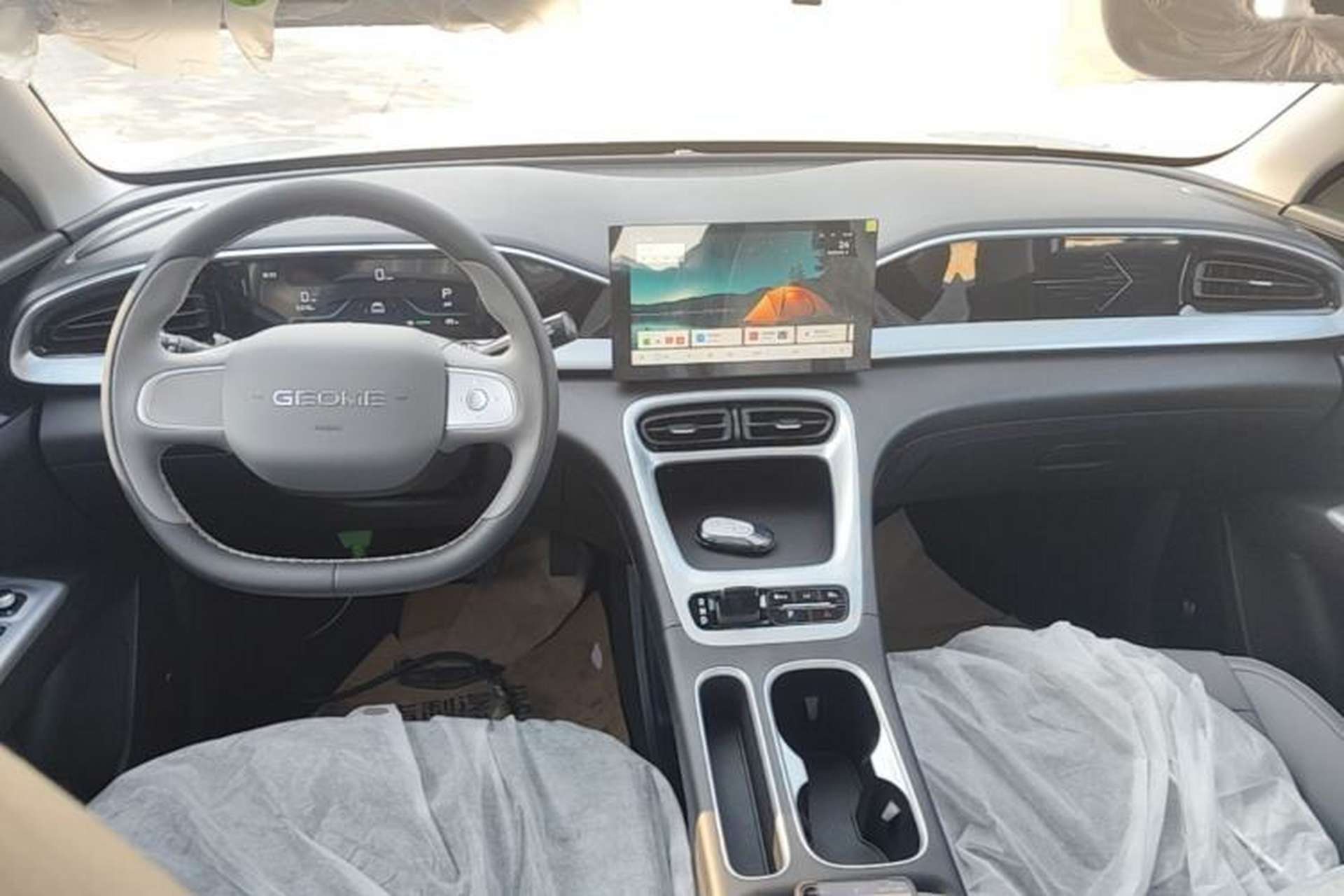 Used Geely Galaxy Geome 2026 Model 310km Youth Edition Center Console