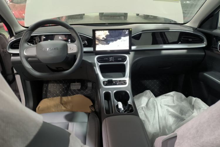 Used Geely Galaxy Geome 2026 Model 310km Youth Edition Center Console