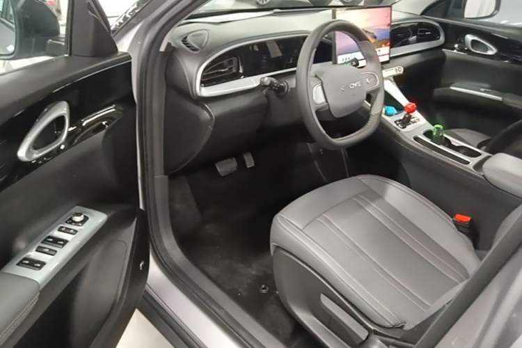 Used Geely Galaxy Geome 2026 Model 410km Freedom Edition Driver Seat