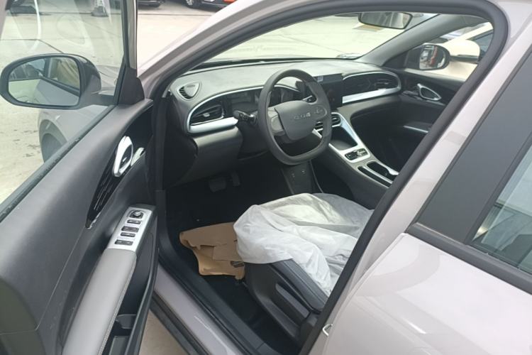Used Geely Galaxy Geome 2026 Model 310km Youth Edition Driver Seat