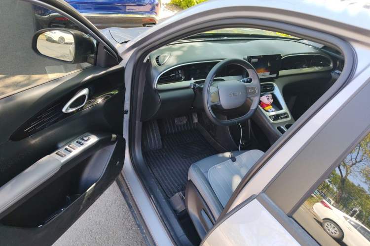 Used Geely Galaxy Geome 2026 Model 310km Youth Edition Driver Seat