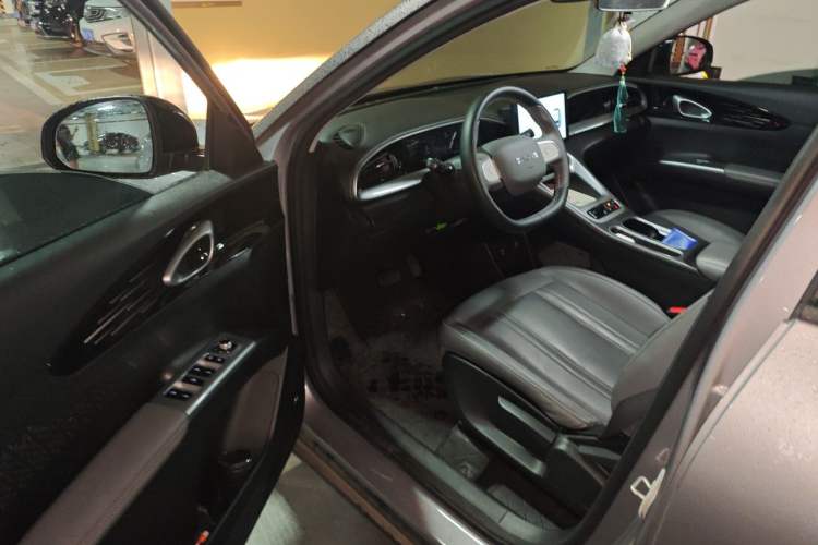 Used Geely Galaxy Geome 2026 Model 310km Youth Edition Driver Seat