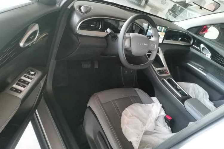 Used Geely Galaxy Geome 2026 Model 310km Youth Edition Driver Seat