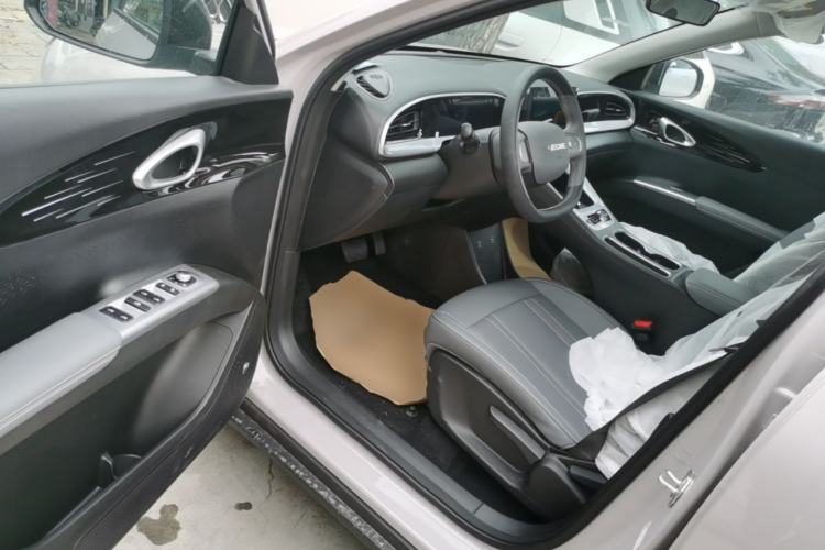 Used Geely Galaxy Geome 2026 Model 310km Youth Edition Driver Seat