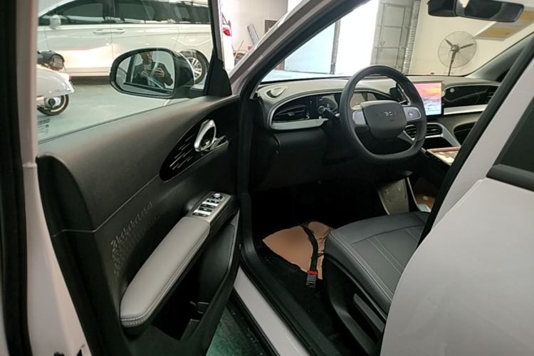 Used Geely Galaxy Geome 2026 Model 310km Youth Edition Driver Seat