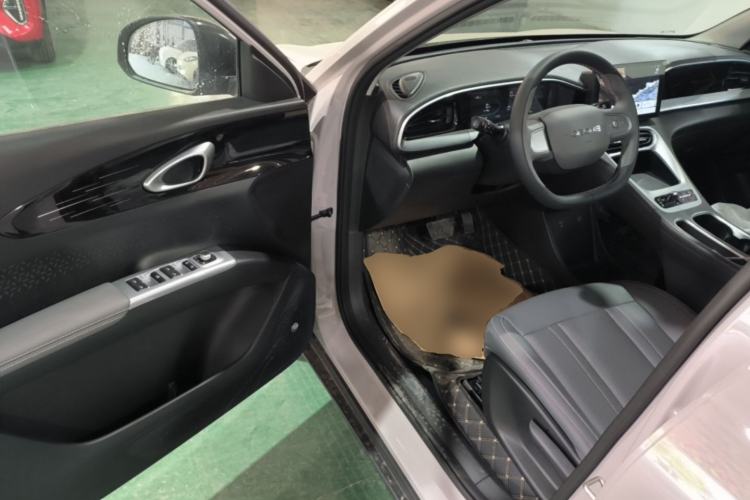 Used Geely Galaxy Geome 2026 Model 310km Youth Edition Driver Seat