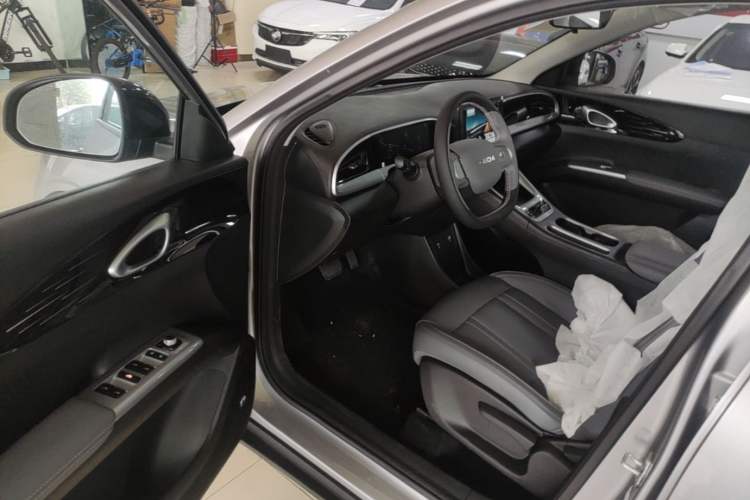 Used Geely Galaxy Geome 2026 Model 310km Youth Edition Driver Seat
