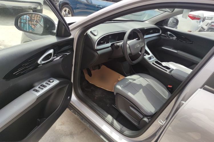 Used Geely Galaxy Geome 2026 Model 310km Youth Edition Driver Seat