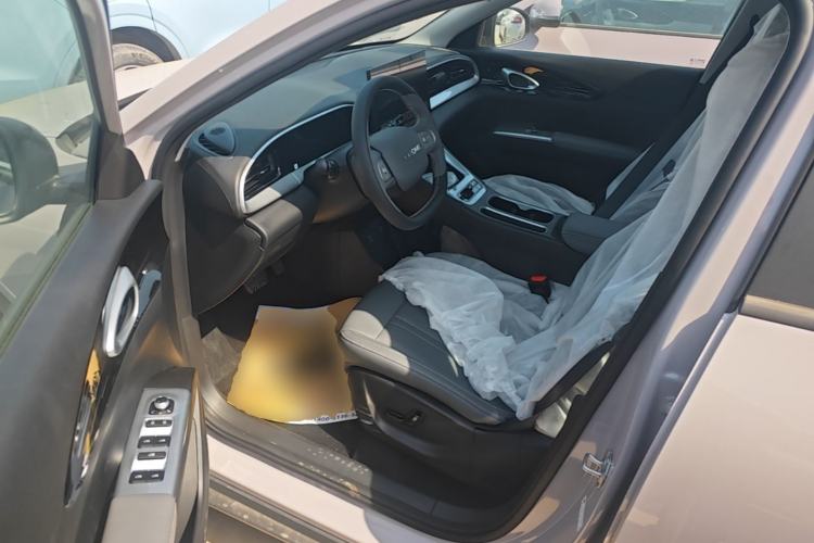 Used Geely Galaxy Geome 2026 Model 310km Dream Edition Driver Seat