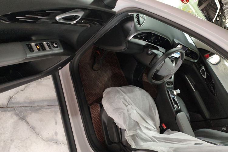 Used Geely Galaxy Geome 2026 Model 310km Youth Edition Driver Seat