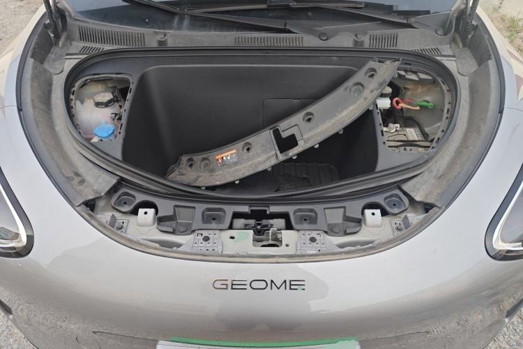 Used Geely Galaxy Geome 2026 Model 310km Youth Edition Engine Bay