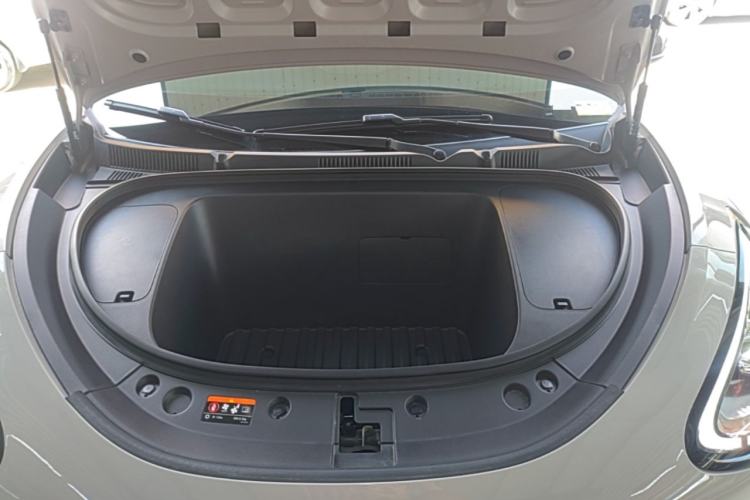 Used Geely Galaxy Geome 2026 Model 410km Freedom Edition Engine Bay