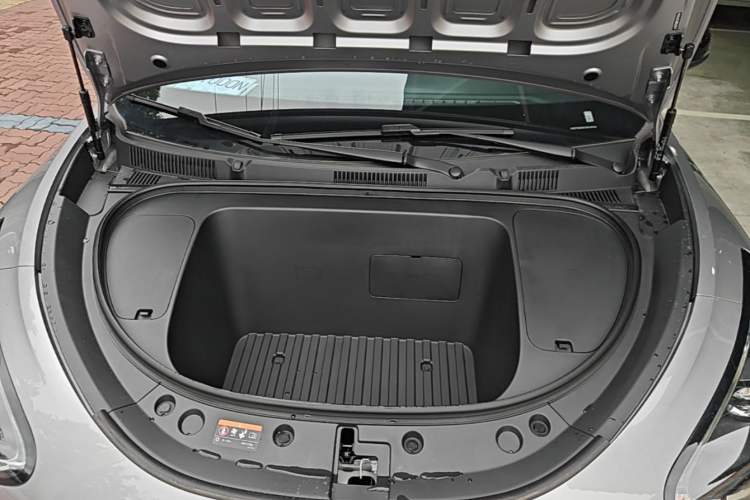 Used Geely Galaxy Geome 2026 Model 310km Youth Edition Engine Bay