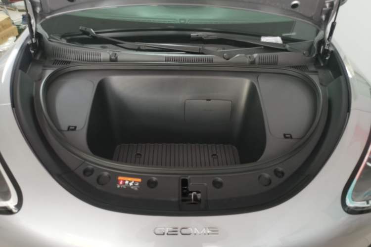Used Geely Galaxy Geome 2026 Model 310km Youth Edition Engine Bay